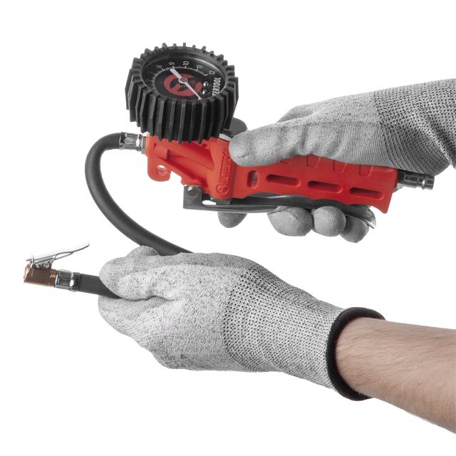 Пістолет для підкачки колес з манометром  пневматичний PROF 60G INTERTOOL PT-0505