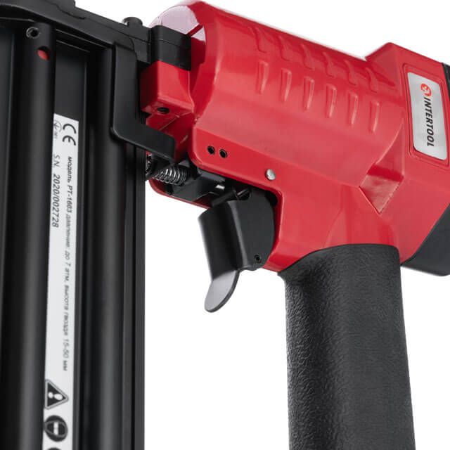 Степлер пневм. під цвяхи від 15 до 50см ІНТЕРТУЛ РТ-1603